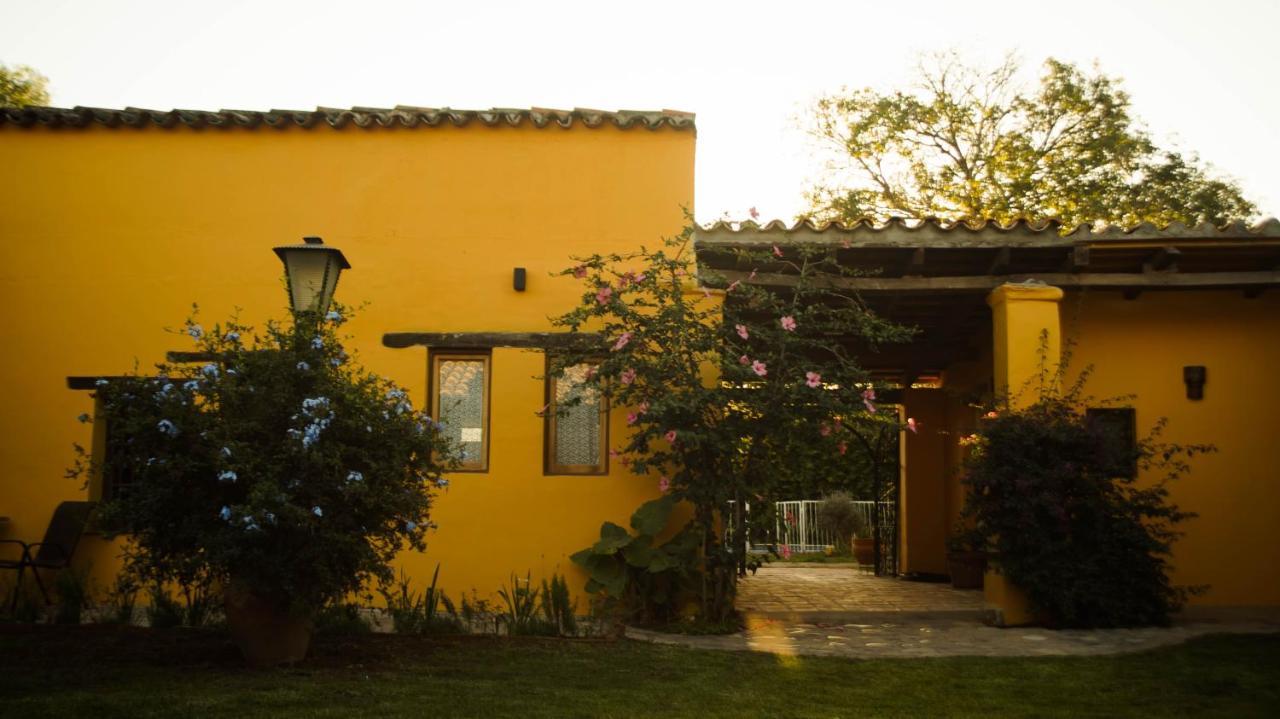 Hotel La Casona De Moldes Coronel Moldes Exterior foto
